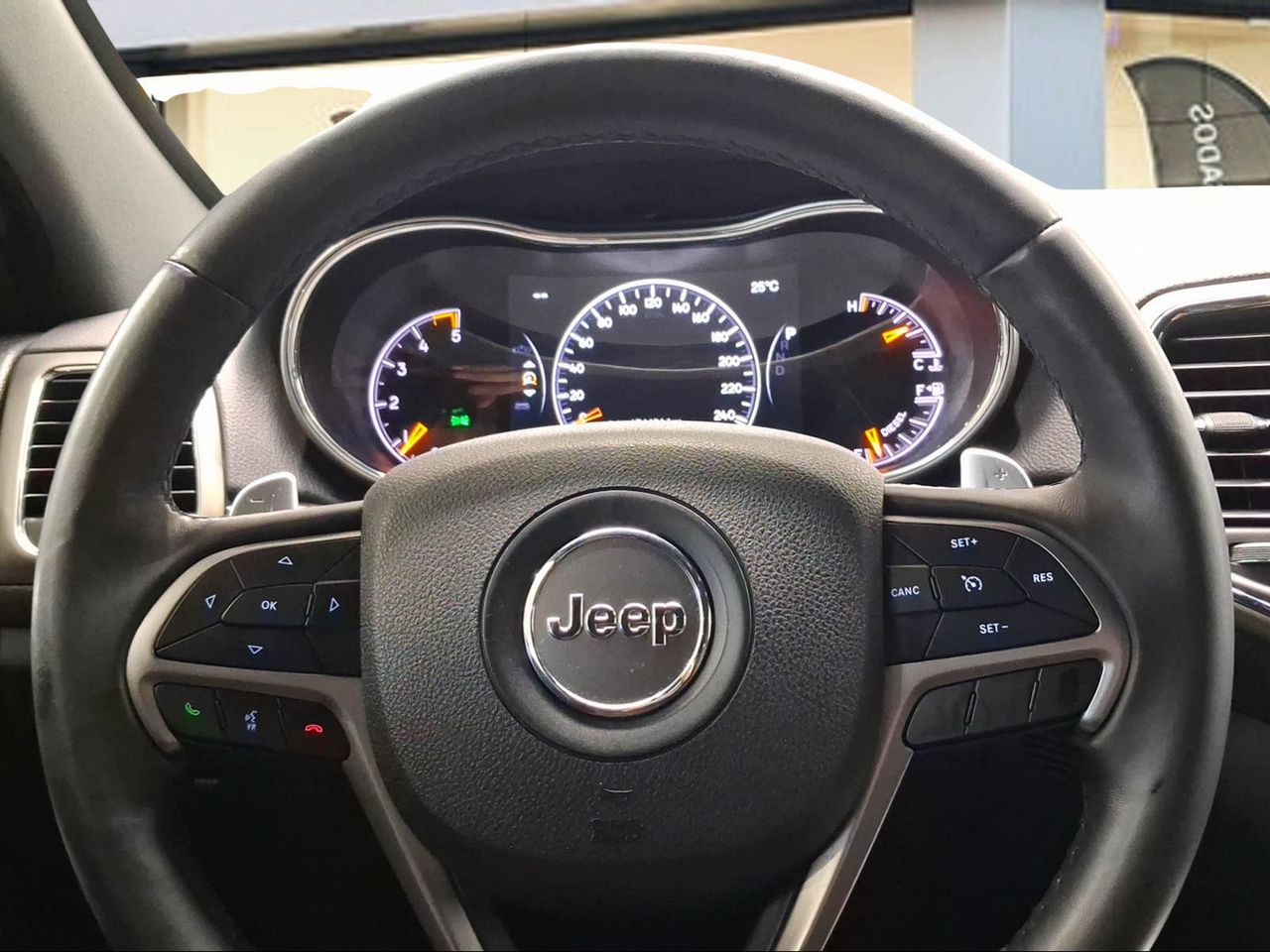 Jeep Grand Cherokee 3.0 V6 Mjet 184kW (250CV) E6D Laredo  - Foto 15