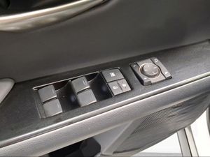 Lexus UX 2.0 250h Business  - Foto 16