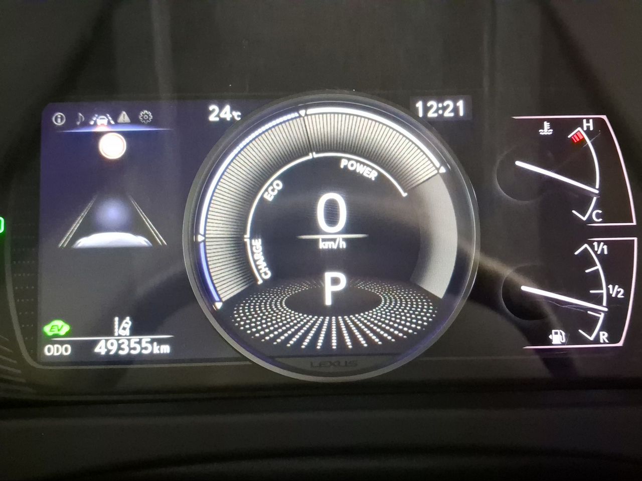 Lexus UX 2.0 250h Business  - Foto 12
