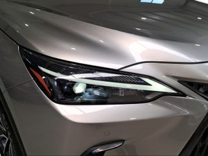 Lexus NX 350h Business City 2WD  - Foto 19