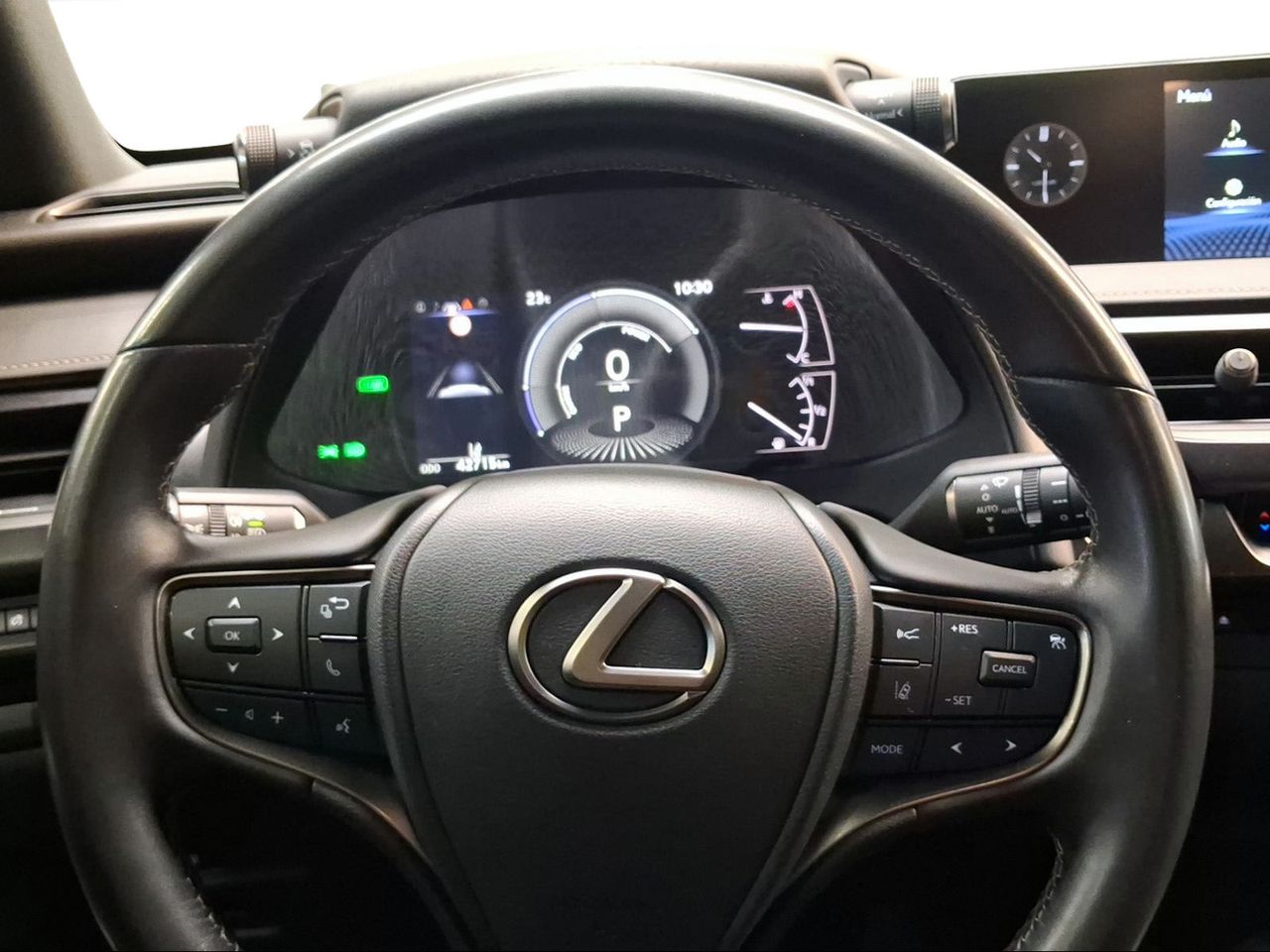 Lexus UX 2.0 250h Premium  - Foto 14