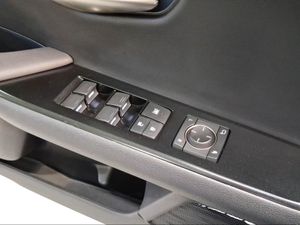 Lexus UX 2.0 250h Premium  - Foto 17