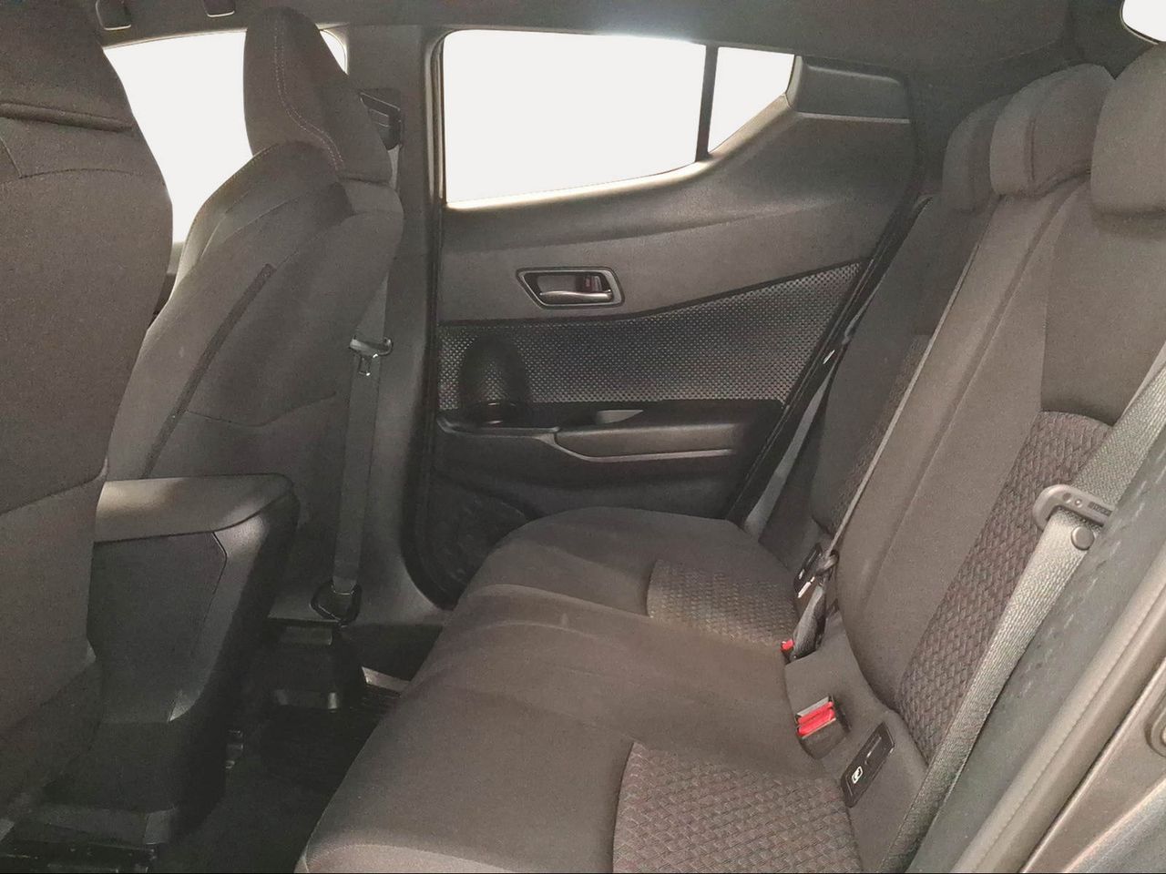 Toyota C-HR 1.8 125H Advance  - Foto 12