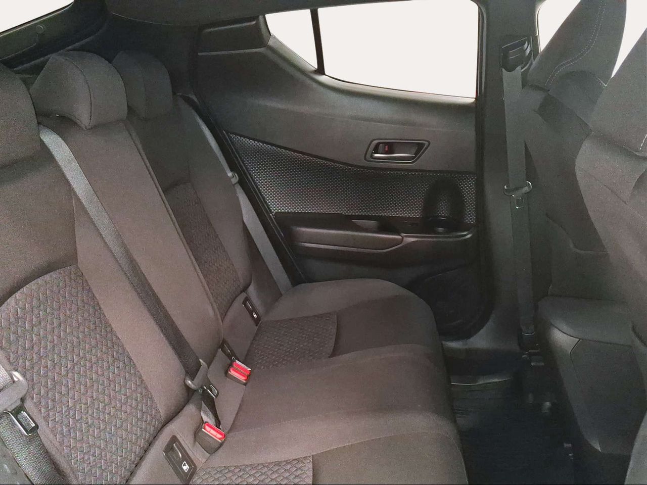 Toyota C-HR 1.8 125H Advance  - Foto 8