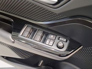 Toyota C-HR 1.8 125H Advance  - Foto 22