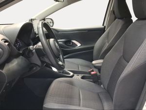 Toyota Yaris 1.5 120H Active Tech  - Foto 13