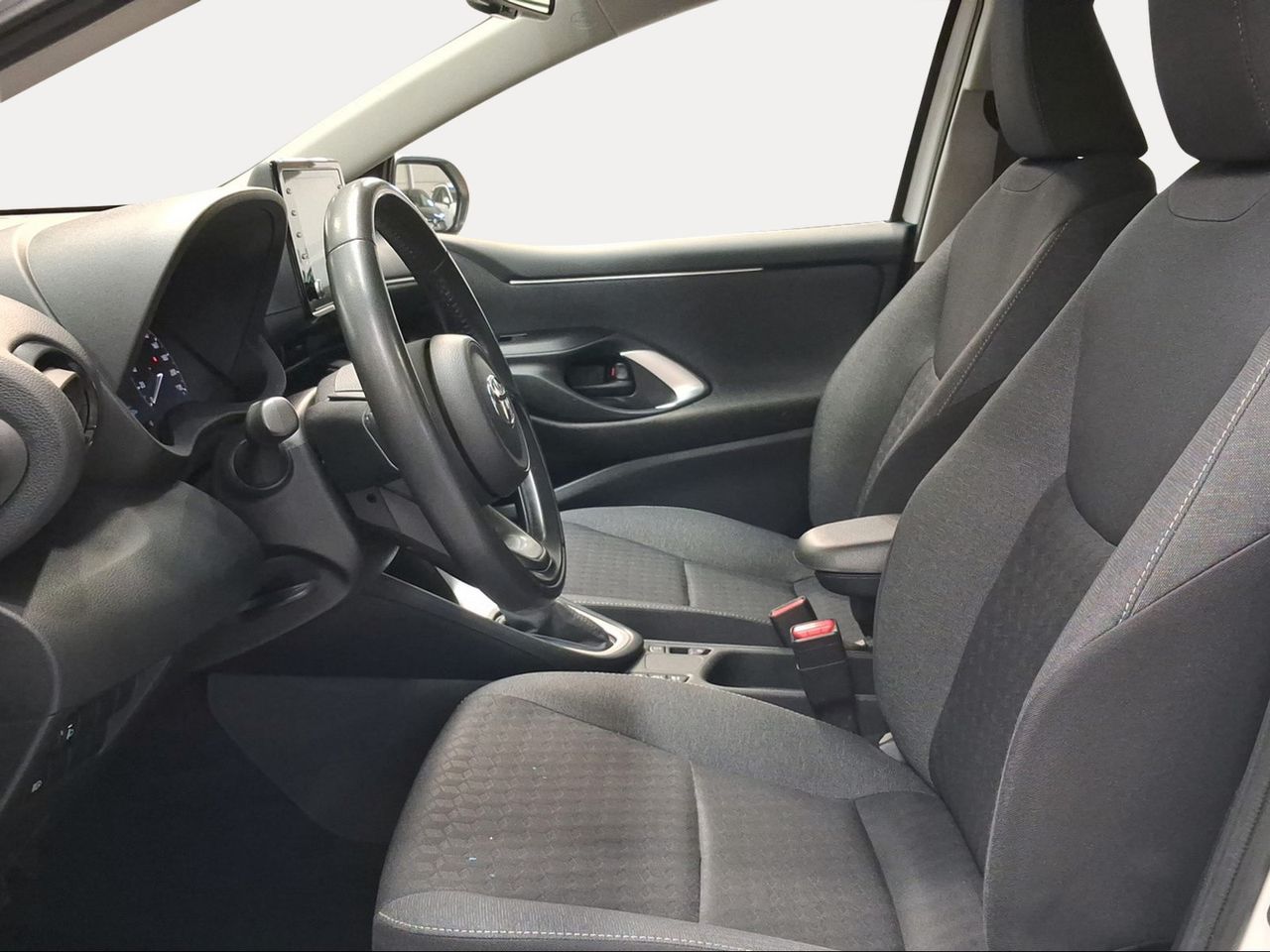 Toyota Yaris 1.5 120H Active Tech  - Foto 13