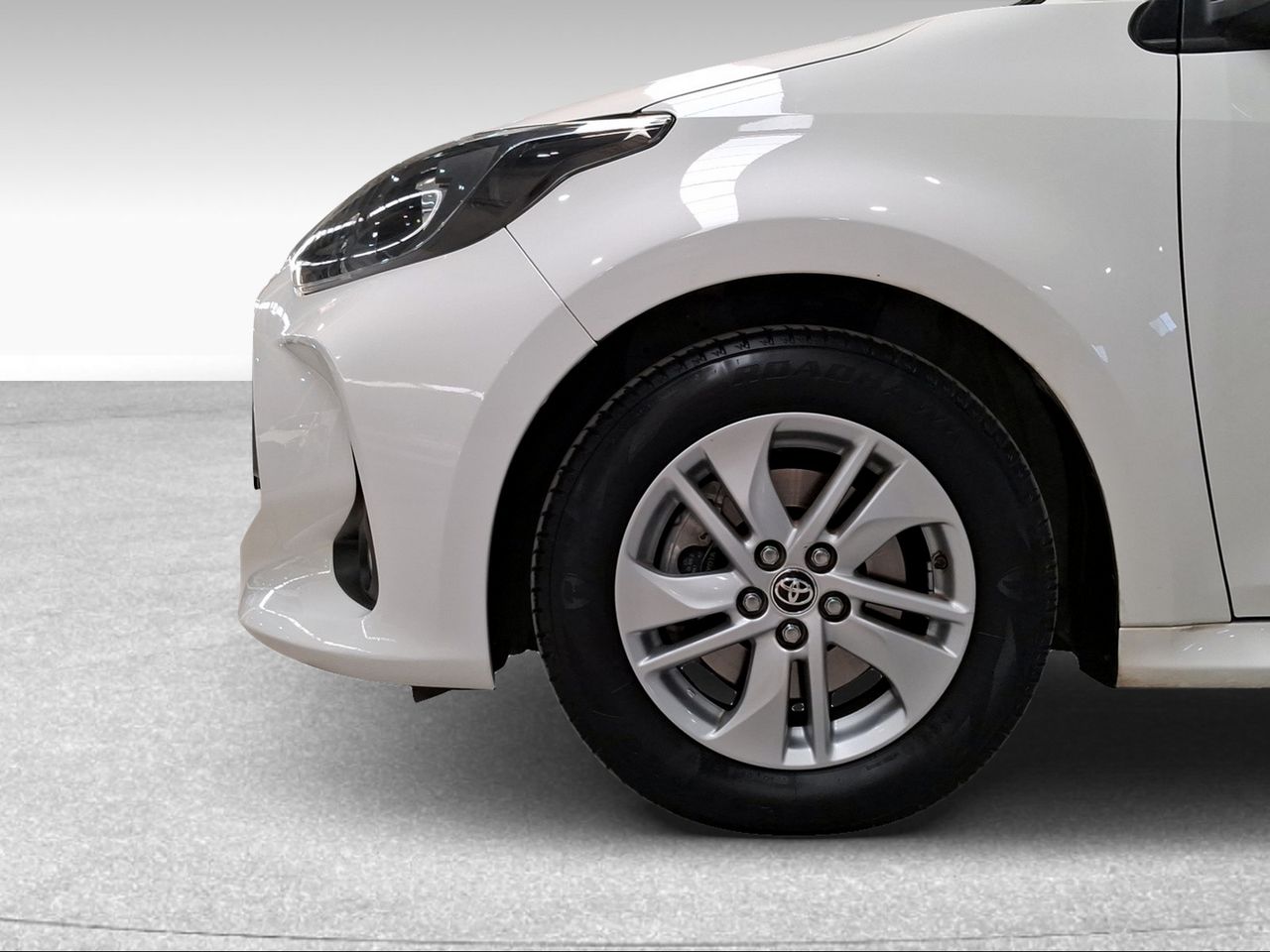 Toyota Yaris 1.5 120H Active Tech  - Foto 17