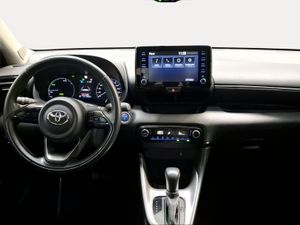 Toyota Yaris 1.5 120H Active Tech  - Foto 9