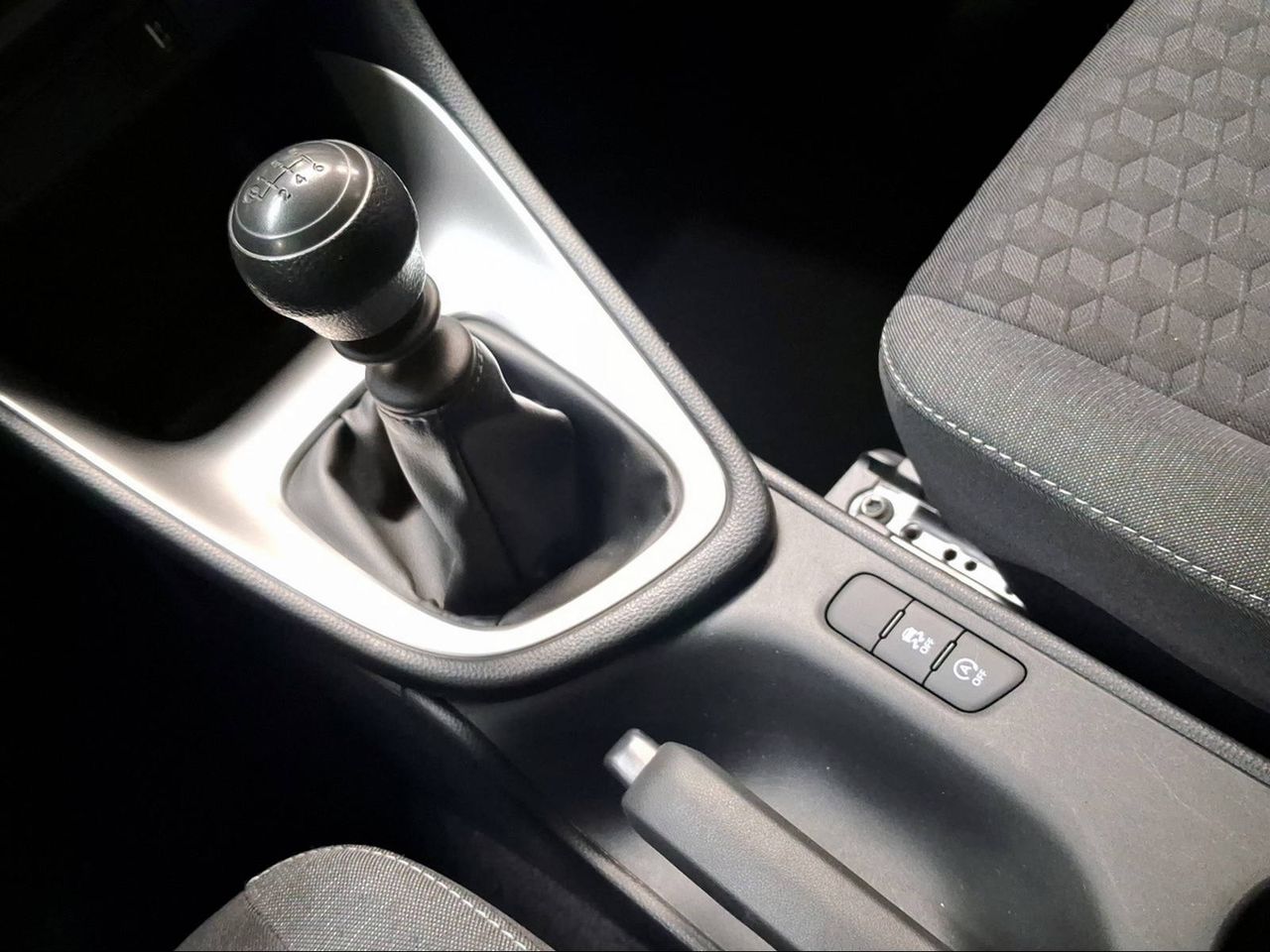 Toyota Yaris 1.5 125 S-Edition  - Foto 25