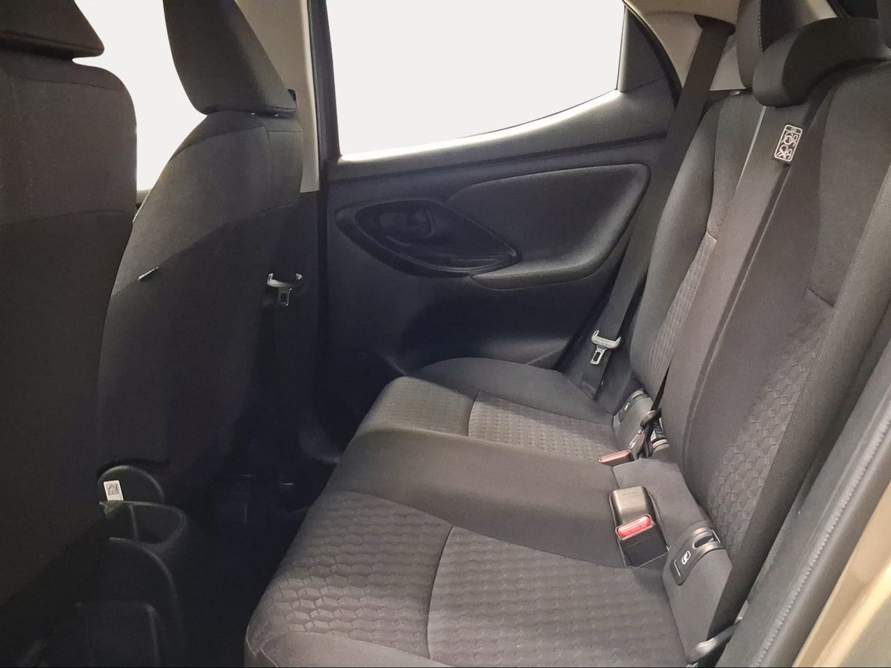 Toyota Yaris 1.5 125 S-Edition  - Foto 12