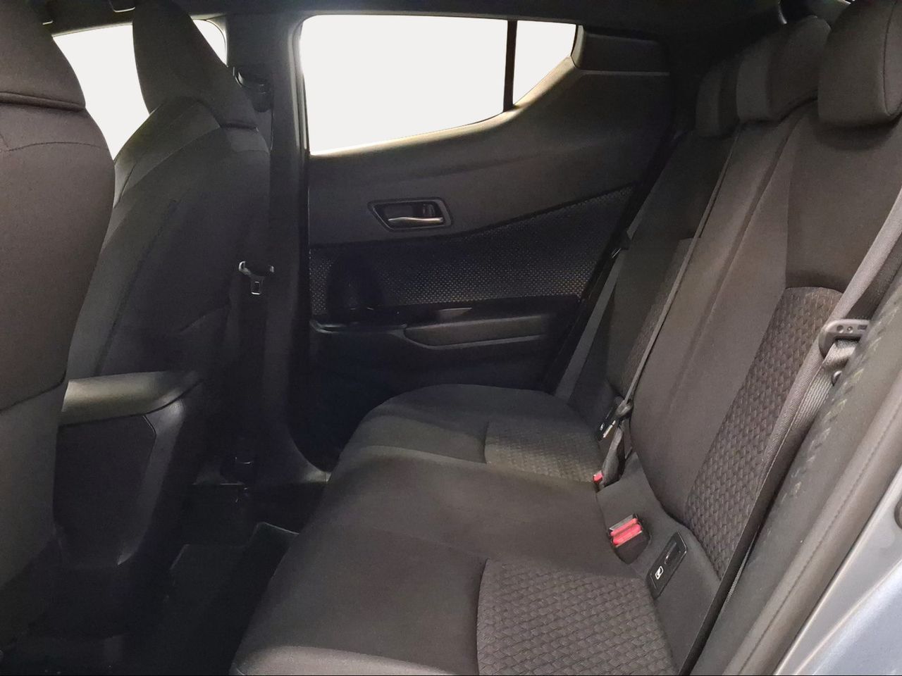 Toyota C-HR 1.8 125H Advance  - Foto 12