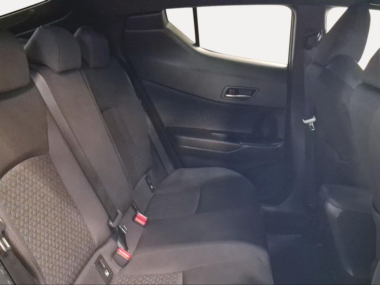 Toyota C-HR 1.8 125H Advance  - Foto 8