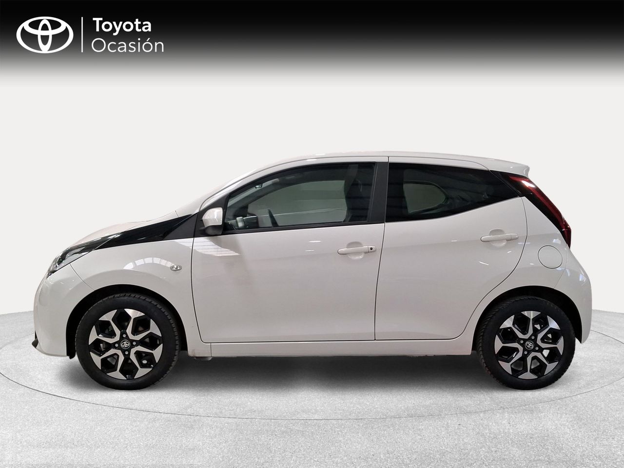 Toyota Aygo 1.0 70 x-play  - Foto 4