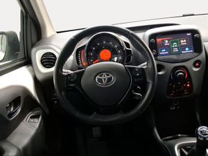 Toyota Aygo 1.0 70 x-play  - Foto 10