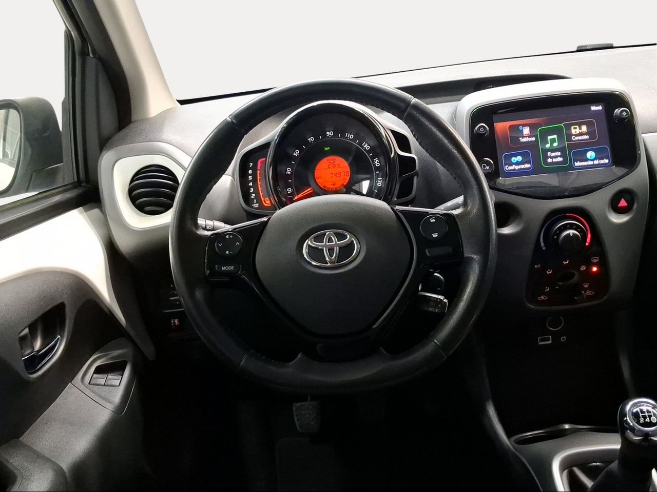 Toyota Aygo 1.0 70 x-play  - Foto 10