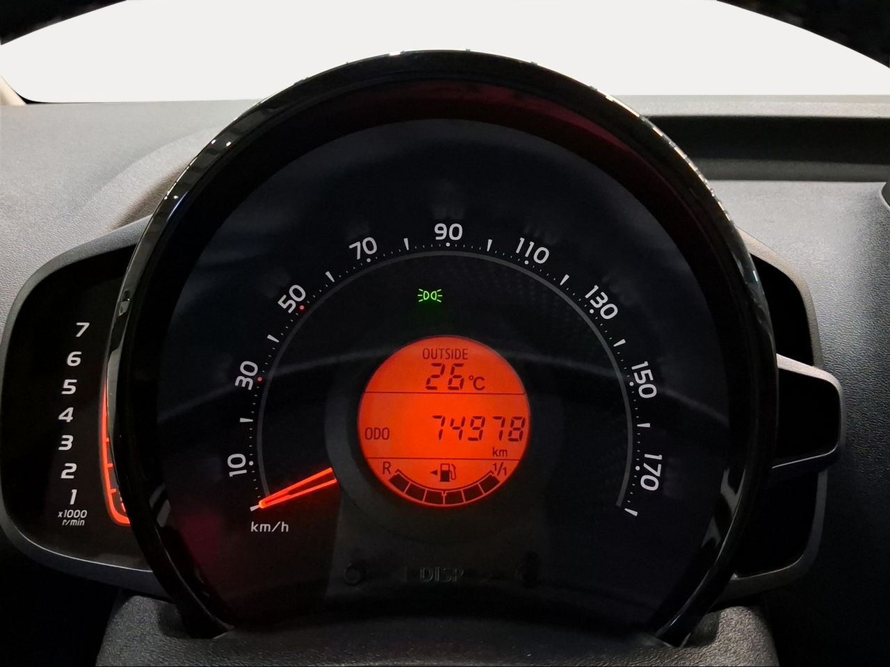 Toyota Aygo 1.0 70 x-play  - Foto 15