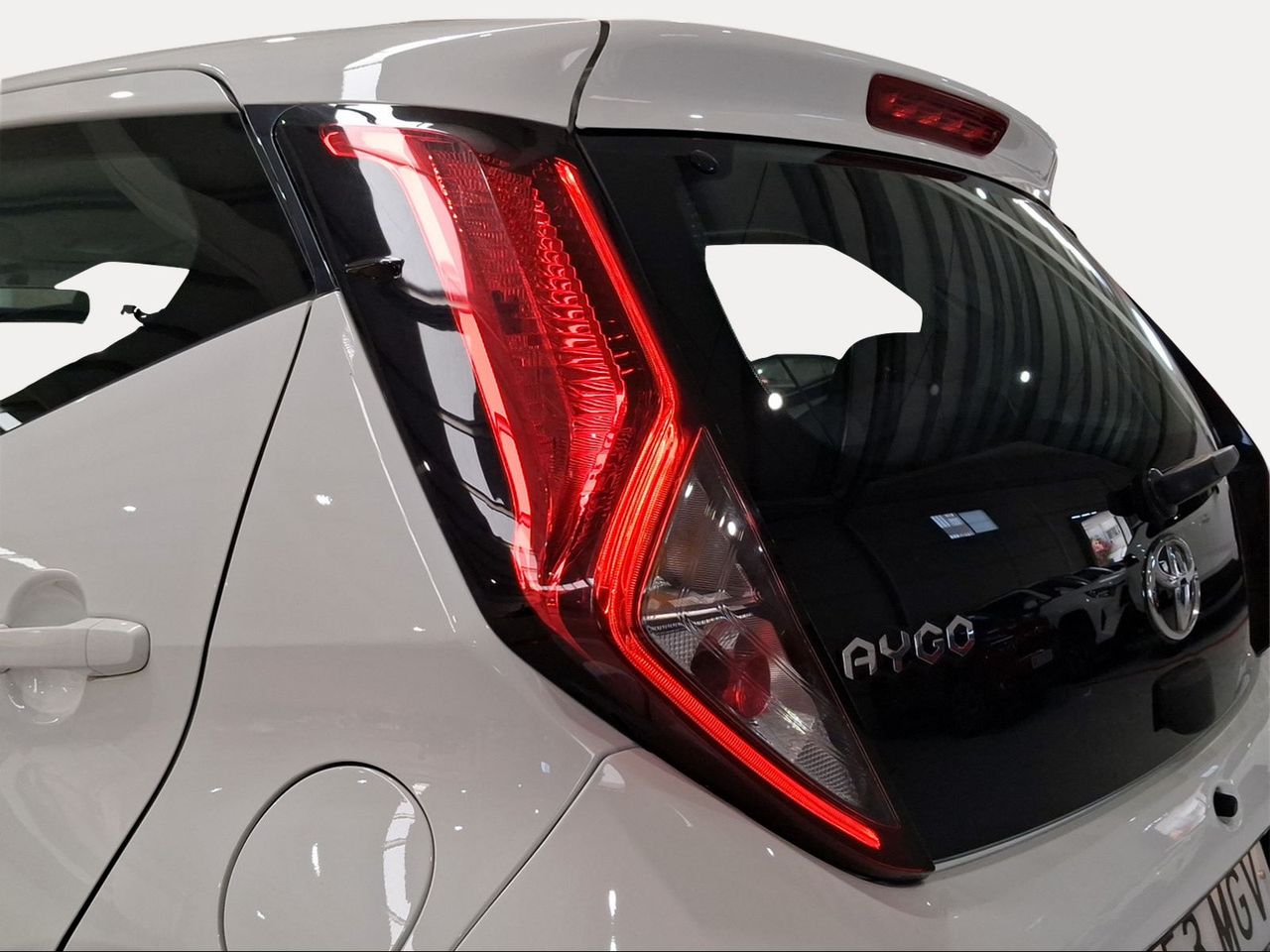 Toyota Aygo 1.0 70 x-play  - Foto 22