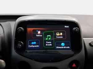 Toyota Aygo 1.0 70 x-play  - Foto 17