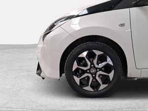 Toyota Aygo 1.0 70 x-play  - Foto 16