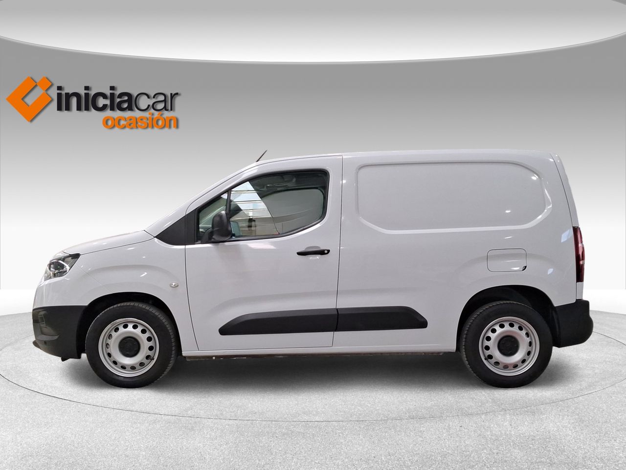 Toyota Proace City VAN GX PLUS L1 1.5D 100CV 6TM 1000KG  - Foto 4