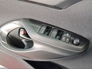 Toyota Yaris 1.5 130H GR Sport  - Foto 25