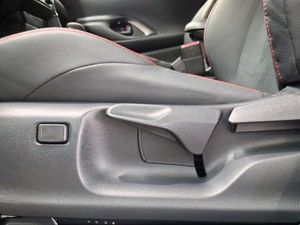 Toyota Yaris 1.5 130H GR Sport  - Foto 24