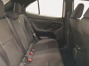 Toyota Yaris Cross 1.5 120H Active Tech  - Foto 8