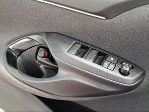 Toyota Yaris 1.5 120H Style Plus  - Foto 24