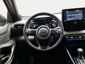 Toyota Yaris 1.5 120H Style Plus  - Foto 10