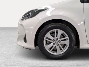 Toyota Yaris 1.5 120H Active Tech  - Foto 17