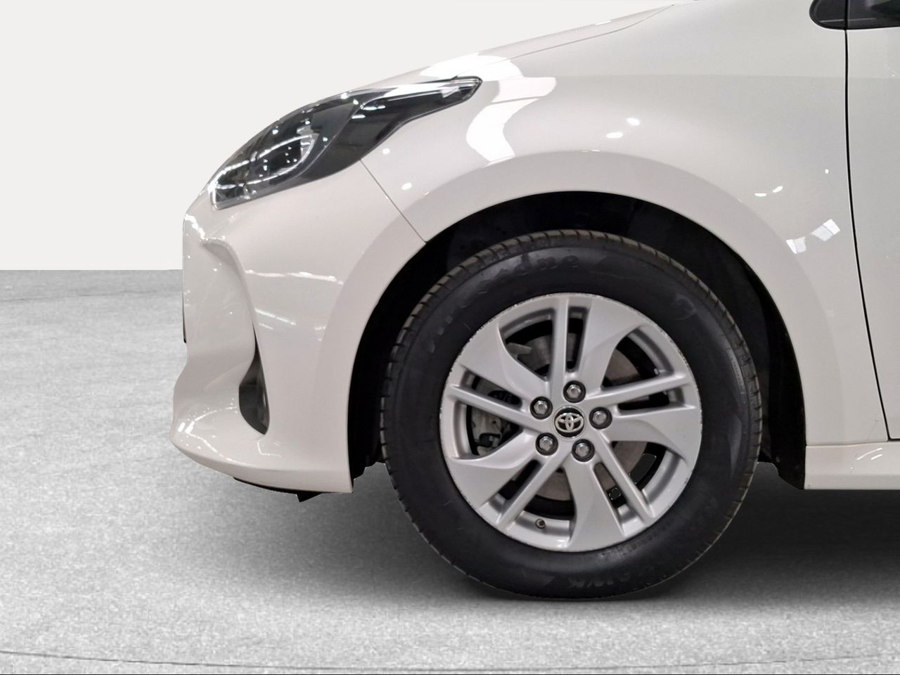 Toyota Yaris 1.5 120H Active Tech  - Foto 17