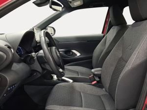 Toyota Yaris Cross 1.5 120H Active Tech Pack Confort  - Foto 13