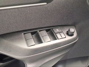 Toyota Yaris 1.5 120H Active Plus  - Foto 23