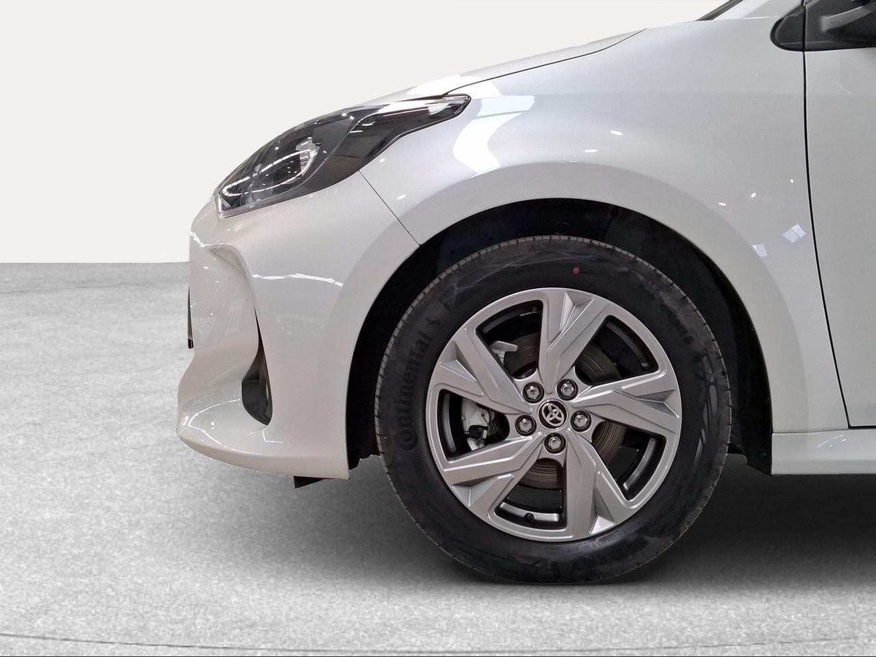 Toyota Yaris 1.5 120H Active Plus  - Foto 17