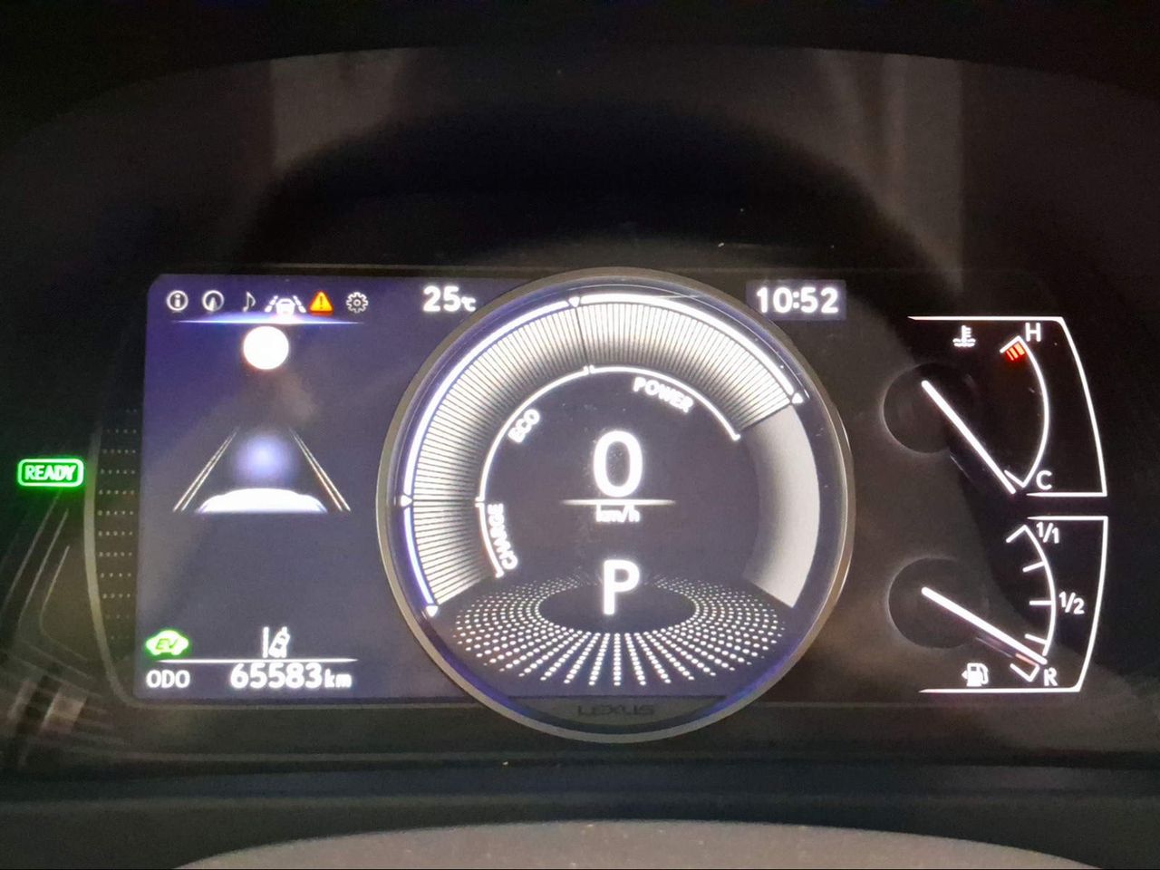 Lexus UX 2.0 250h Business  - Foto 12