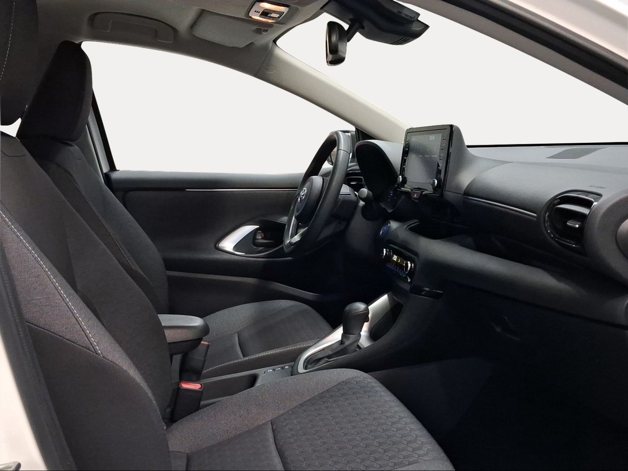 Toyota Yaris 1.5 120H Active Tech  - Foto 7