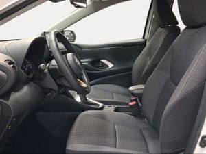 Toyota Yaris 1.5 120H Active Tech  - Foto 13