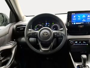 Toyota Yaris 1.5 120H Active Plus  - Foto 10