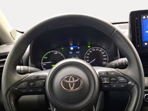 Toyota Yaris 1.5 120H Active Plus  - Foto 14