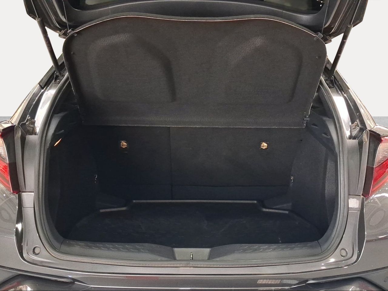 Toyota C-HR 1.8 125H Advance  - Foto 11