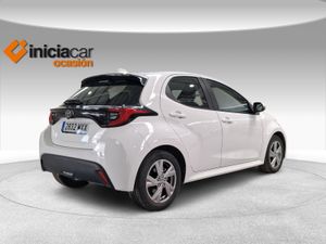 Toyota Yaris 1.5 120H Active Plus  - Foto 19