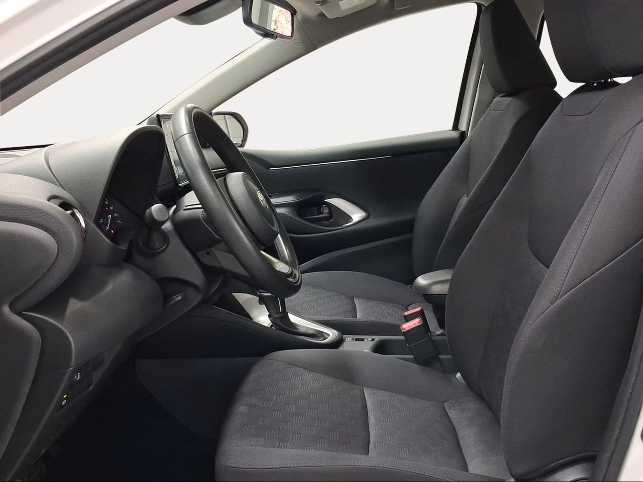 Toyota Yaris 1.5 120H Active Plus  - Foto 13