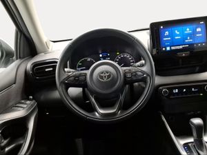 Toyota Yaris 1.5 120H Active Plus  - Foto 10