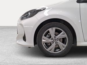 Toyota Yaris 1.5 120H Active Plus  - Foto 17