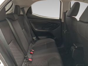 Toyota Yaris 1.5 120H Active Plus  - Foto 8