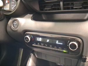 Toyota Yaris 1.5 120H Active Plus  - Foto 23