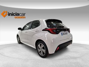 Toyota Yaris 1.5 120H Active Plus  - Foto 3