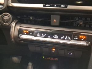 Toyota C-HR Advance Plug-in Hybrid 220  - Foto 26