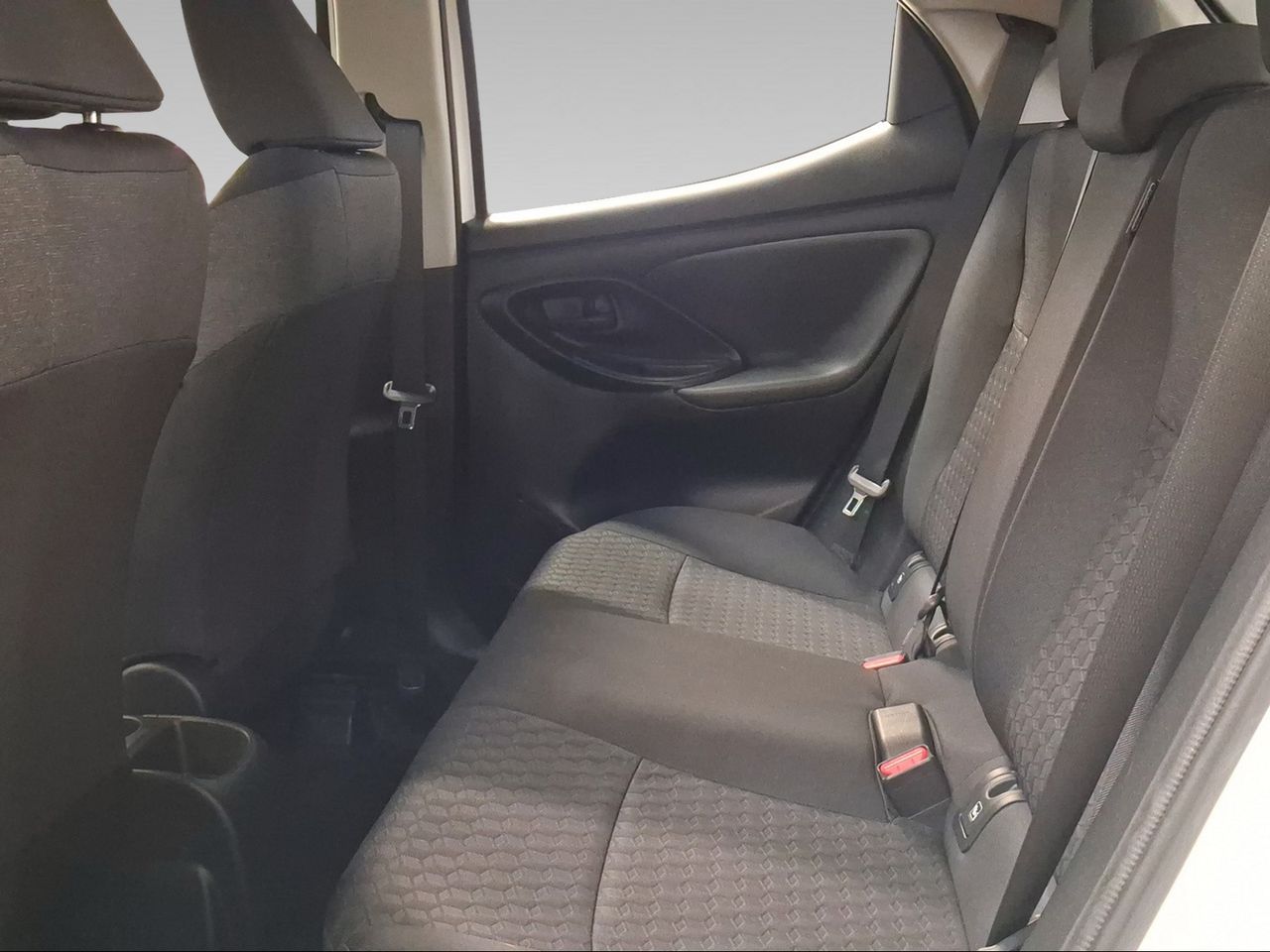 Toyota Yaris 1.5 125 S-Edition  - Foto 12
